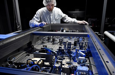 High-power Thin-disk laser system for direct femtosecond pulse amplification